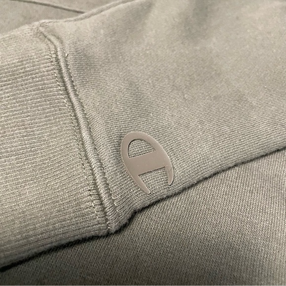 Champion Green Crewneck Sweatshirt Olive Sage Green Men’s Small - Picture 7 of 8